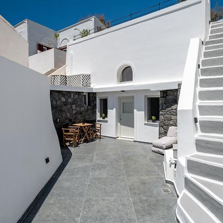 Angeleve Villa With Private Jacuzzi Fira  Dış mekan fotoğraf