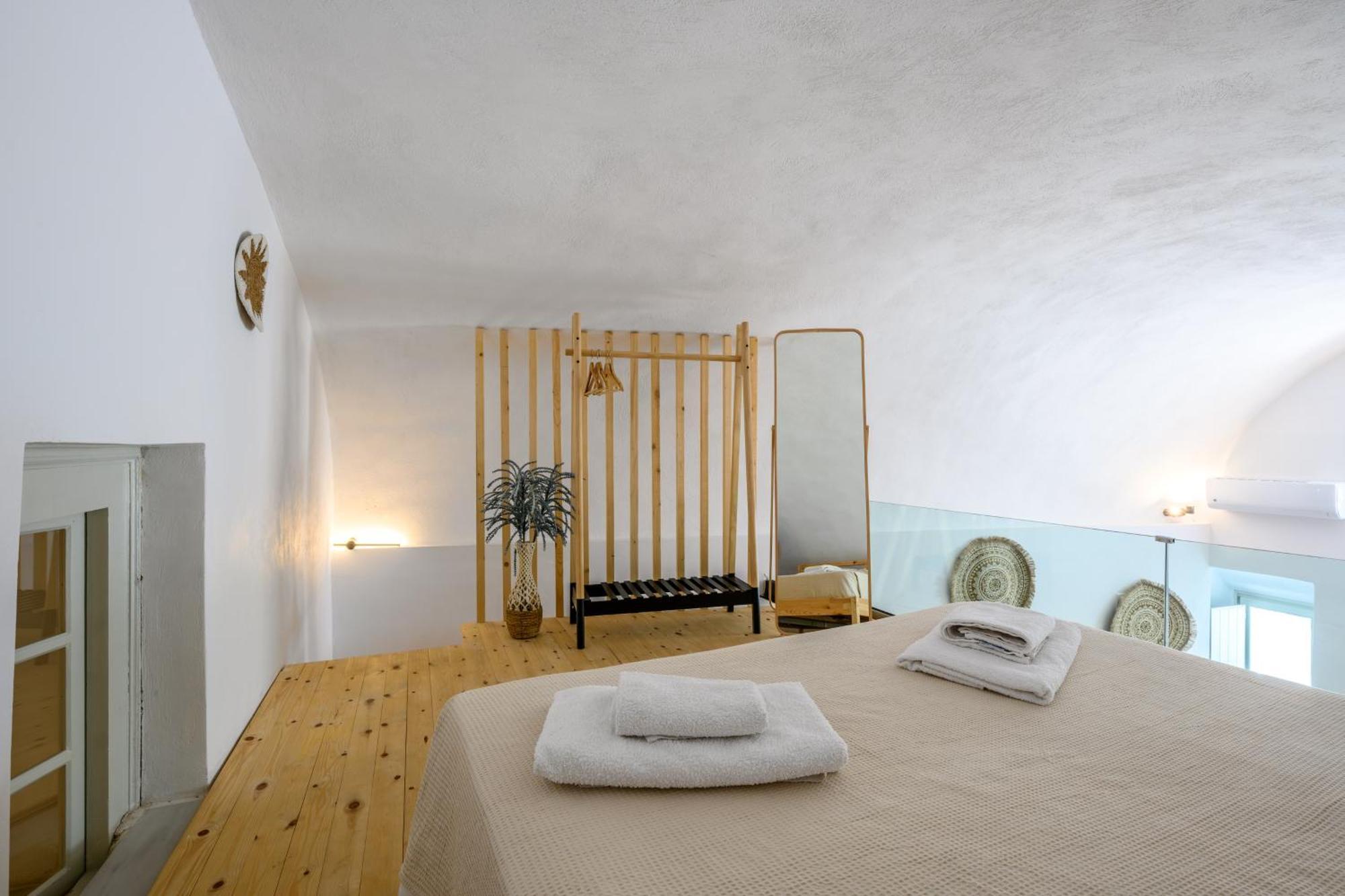 Angeleve Villa With Private Jacuzzi Fira  Dış mekan fotoğraf
